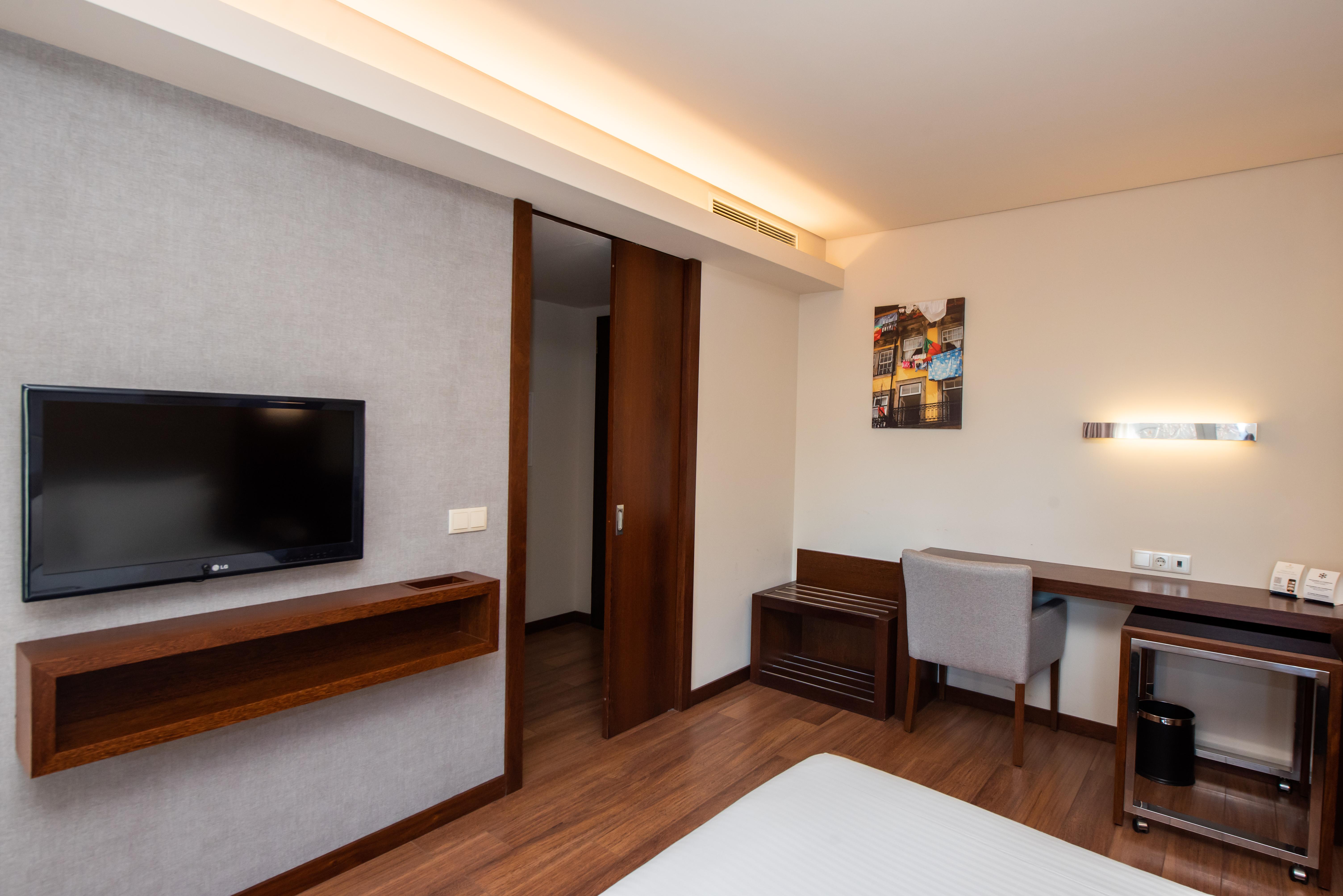 Eurostars Oporto Hotel Exterior photo