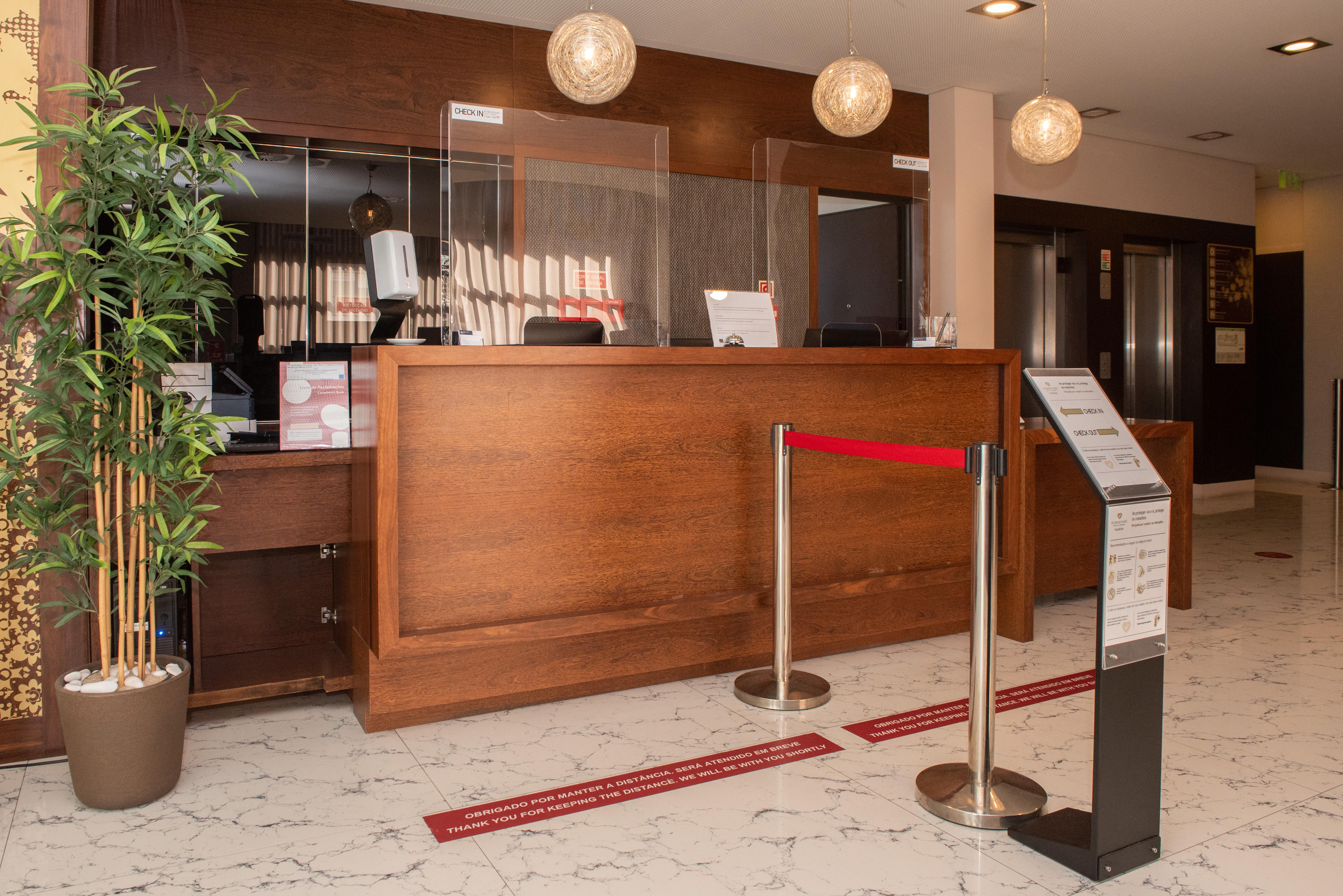 Eurostars Oporto Hotel Exterior photo